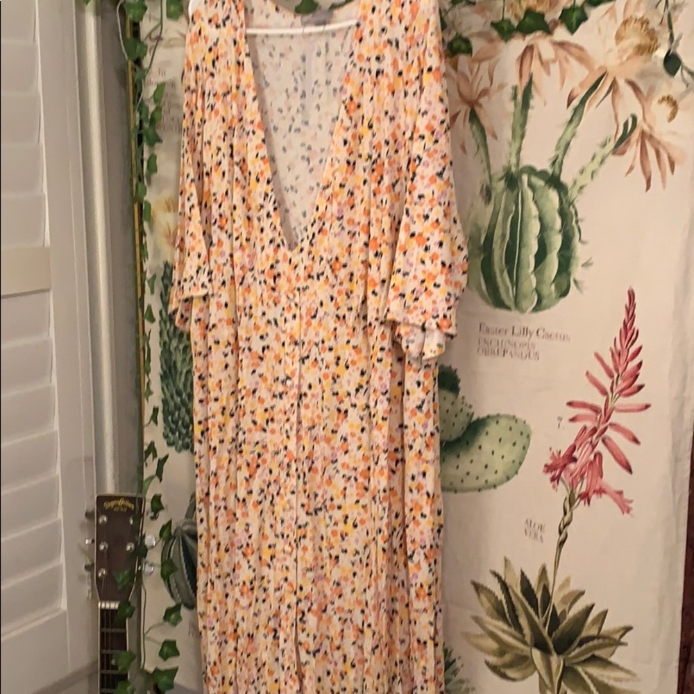 Ditsy Print Maxi Dress